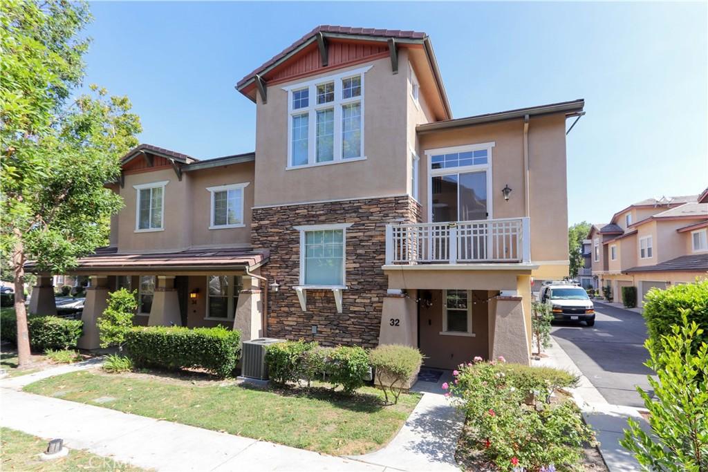 MLS #OC26118043 image #0