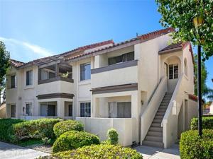 MLS #OC26189750 image #0