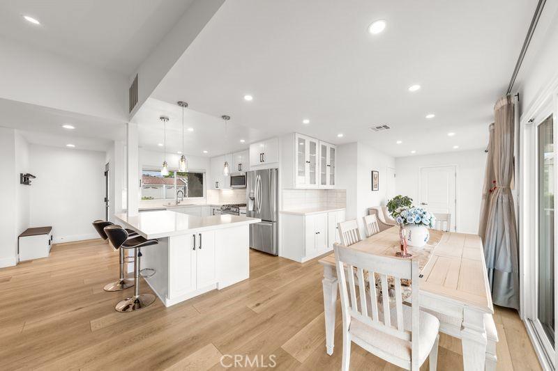 MLS #OC26190096 image #0