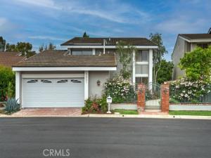 MLS #OC26190476 image #0