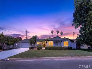 MLS #OC26190731 image #0