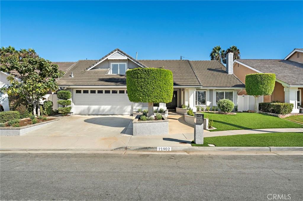 MLS #OC26190839 image #0