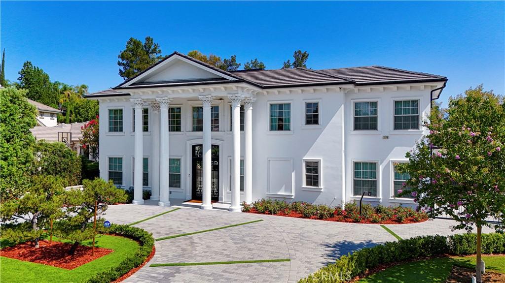 MLS #OC26191049 image #0