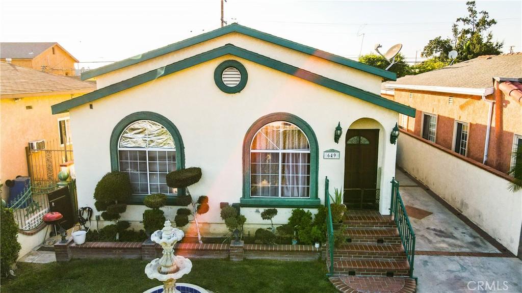 MLS #OC26191076 image #0