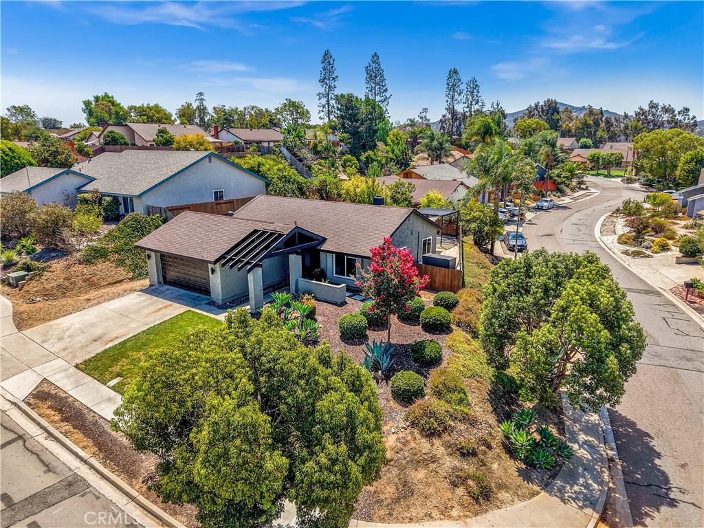 MLS #OC26191511 image #0