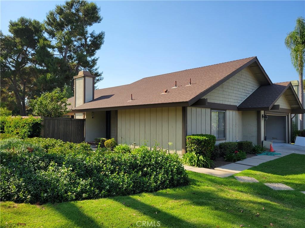 MLS #OC26191585 image #0
