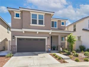 MLS #OC26192266 image #0