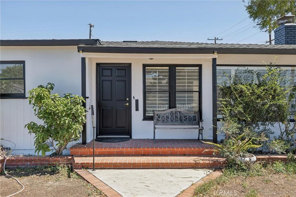 MLS #OC26192284 image #0