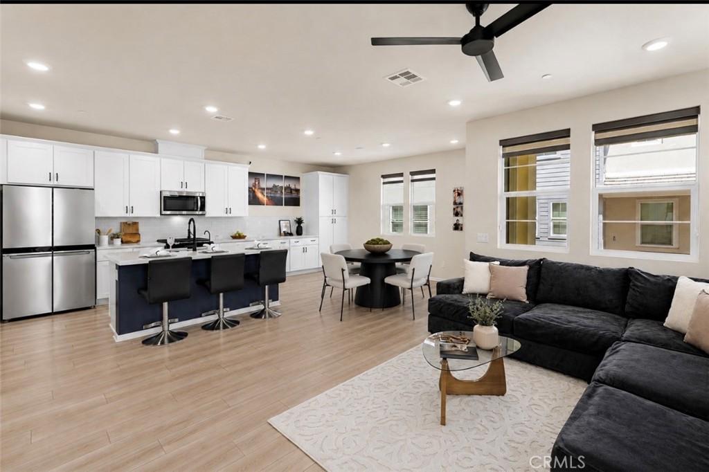 MLS #OC26192340 image #0