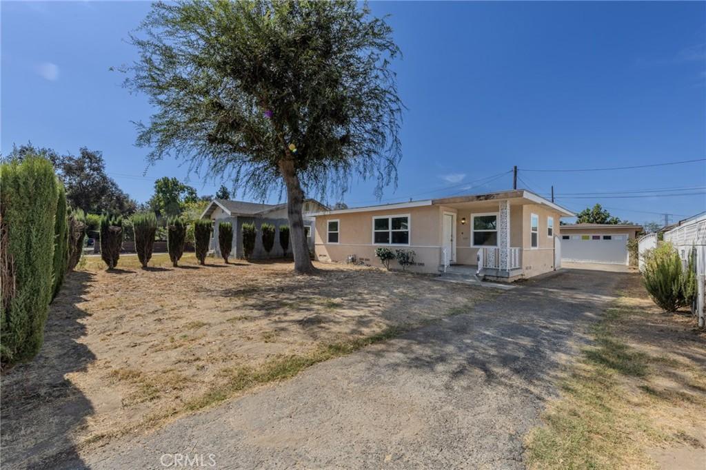 MLS #OC26192513 image #0