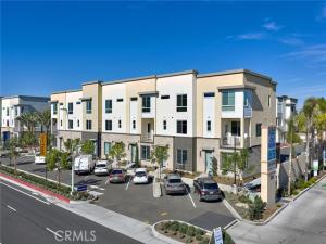 MLS #OC26192883 image #0