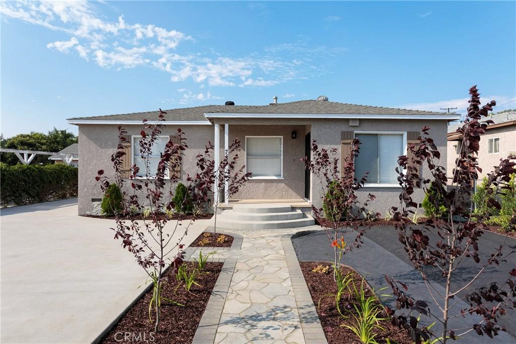 MLS #OC26193167 image #0