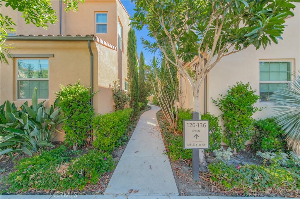 MLS #OC26193204 image #0