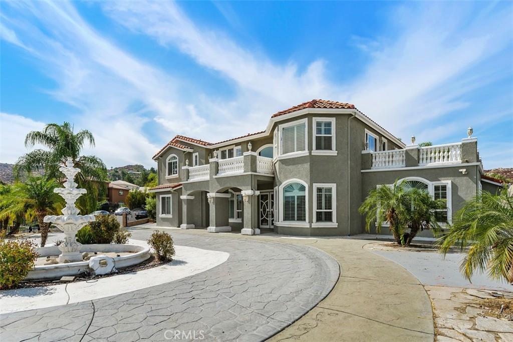 MLS #OC26193359 image #0