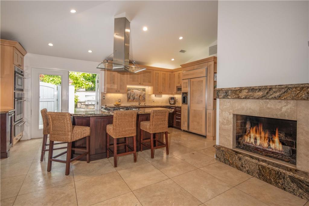 MLS #OC26193480 image #0