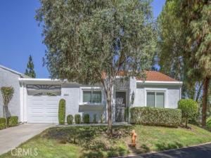 MLS #OC26193578 image #0