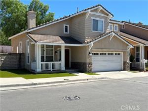 MLS #OC26193823 image #0