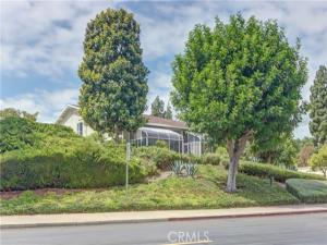 MLS #OC26193973 image #0