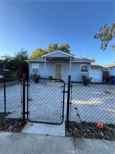 MLS #OC26194185 image #0