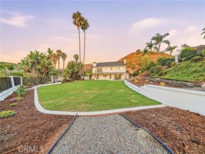 MLS #OC26194612 image #0