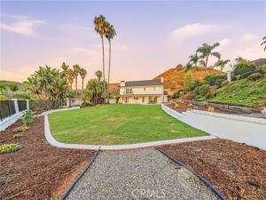MLS #OC26194612 image #0