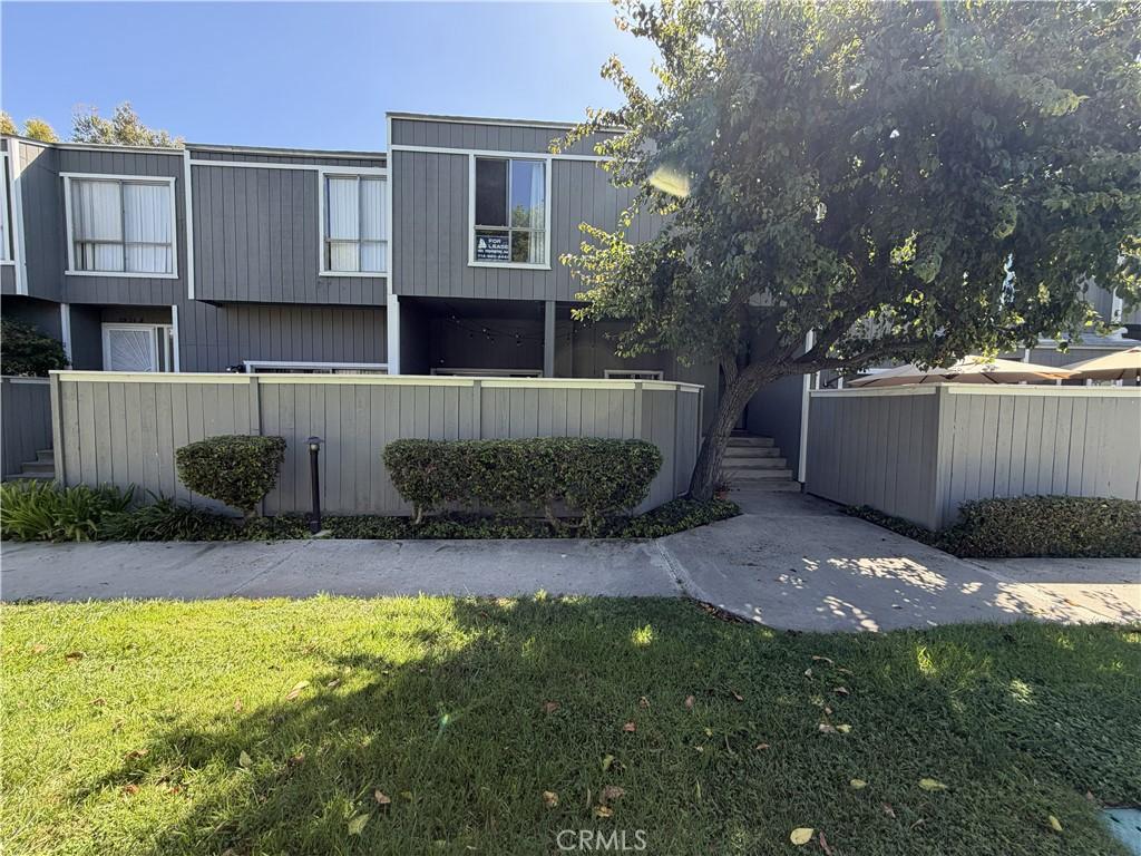 MLS #OC26194732 image #0