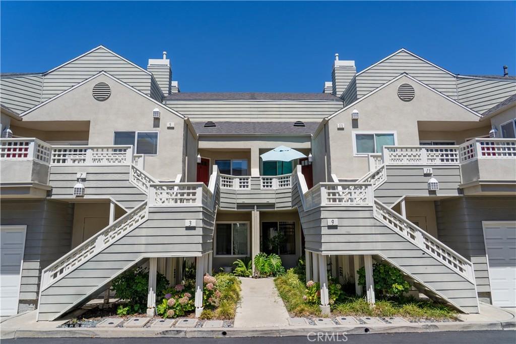 MLS #OC26194793 image #0