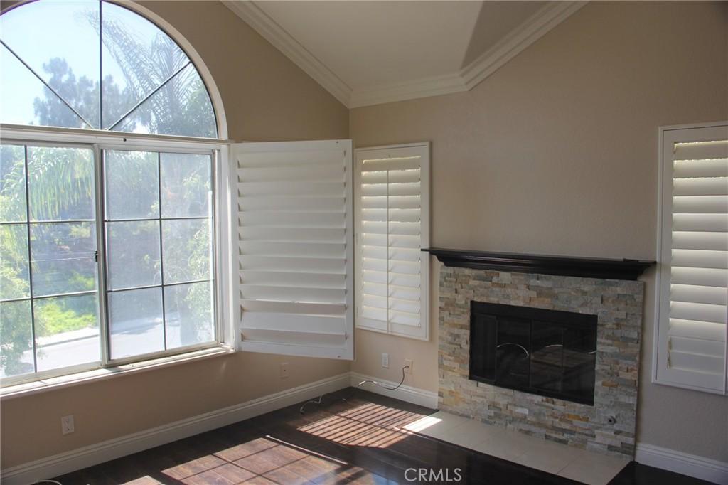 MLS #OC26195274 image #0