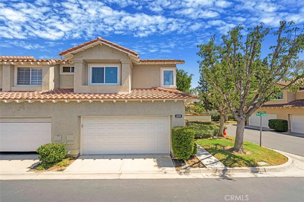 MLS #OC26195326 image #0