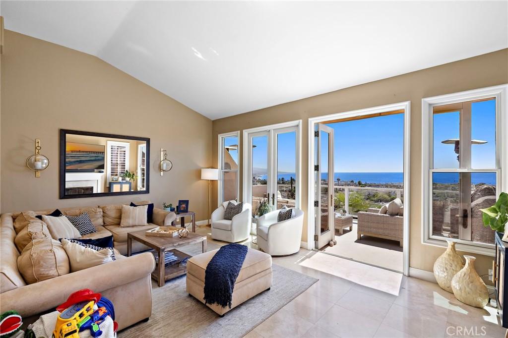 MLS #OC26195350 image #0