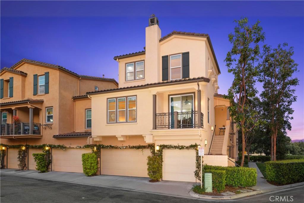 MLS #OC26195385 image #0