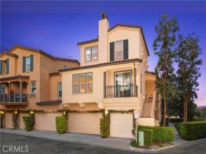 MLS #OC26195385 image #0