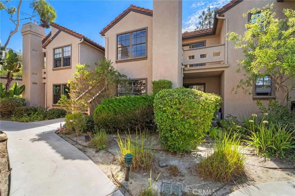 MLS #OC26195508 image #0