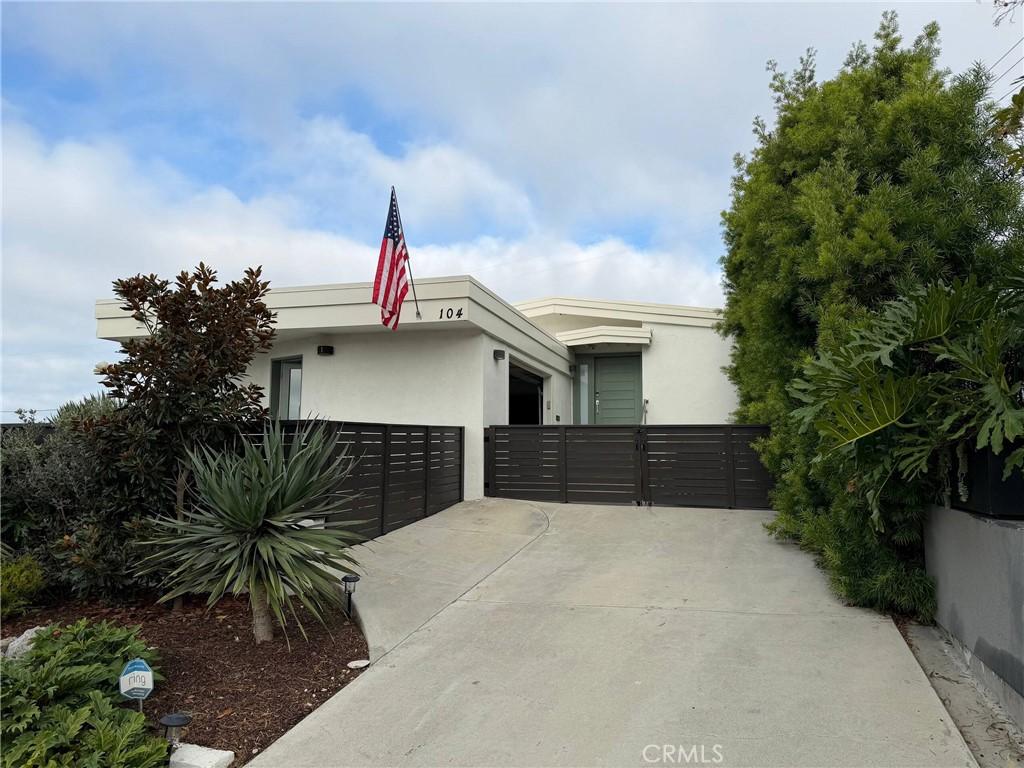MLS #OC26195525 image #0