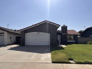 MLS #OC26195594 image #0