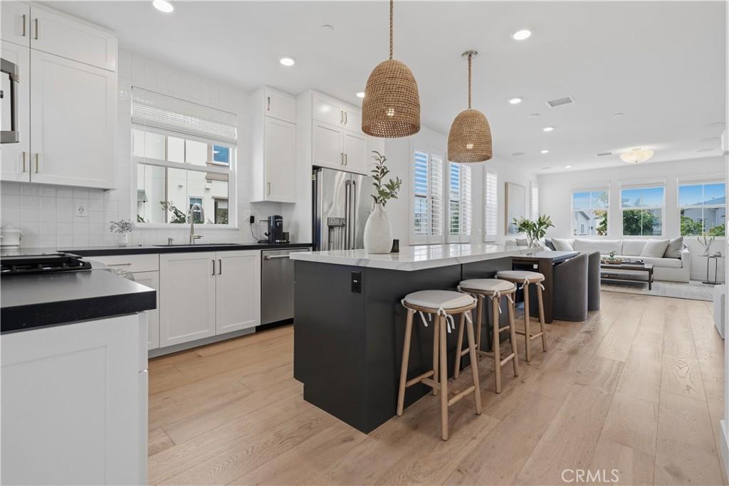 MLS #OC26195928 image #0