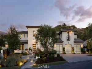 MLS #OC26195935 image #0
