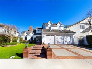MLS #OC26195942 image #0