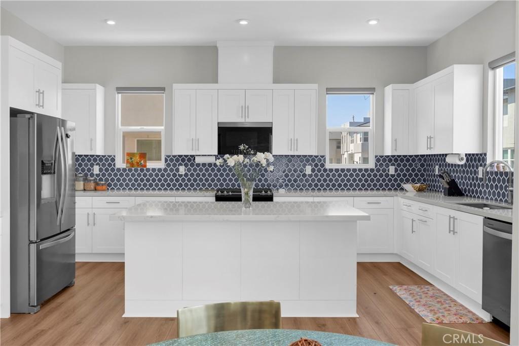 MLS #OC26195953 image #0