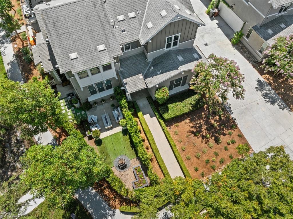 MLS #OC26196011 image #0