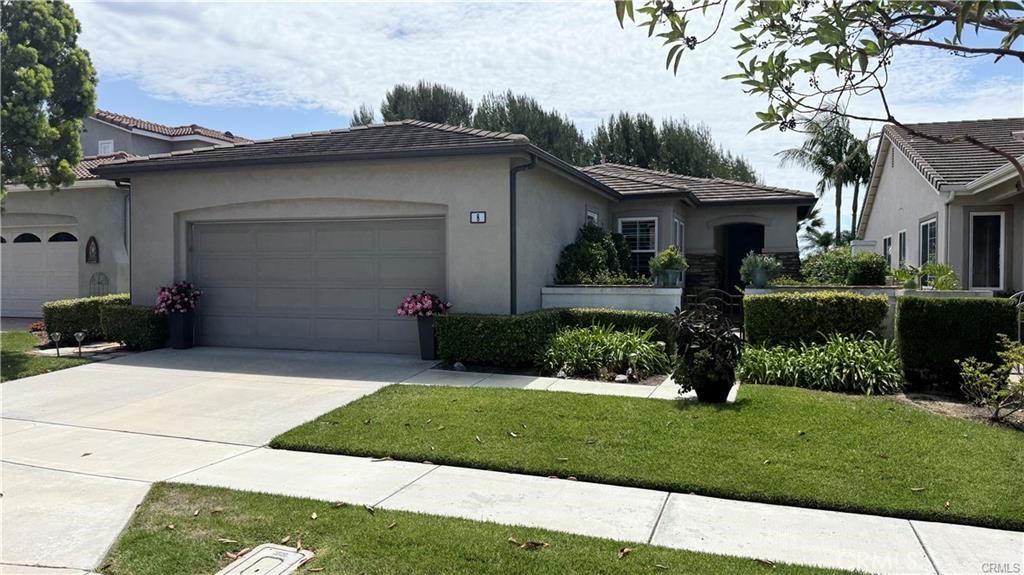 MLS #OC26196119 image #0