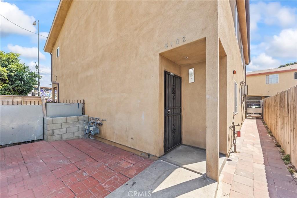 MLS #OC26196126 image #0