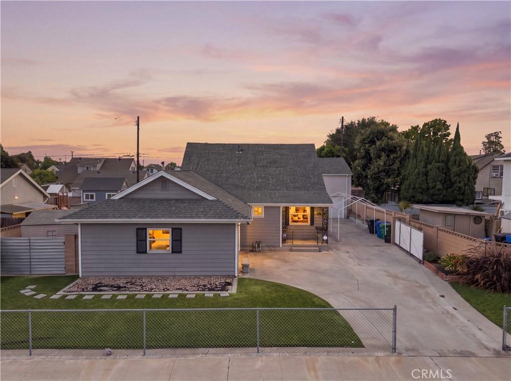 MLS #OC26196406 image #0