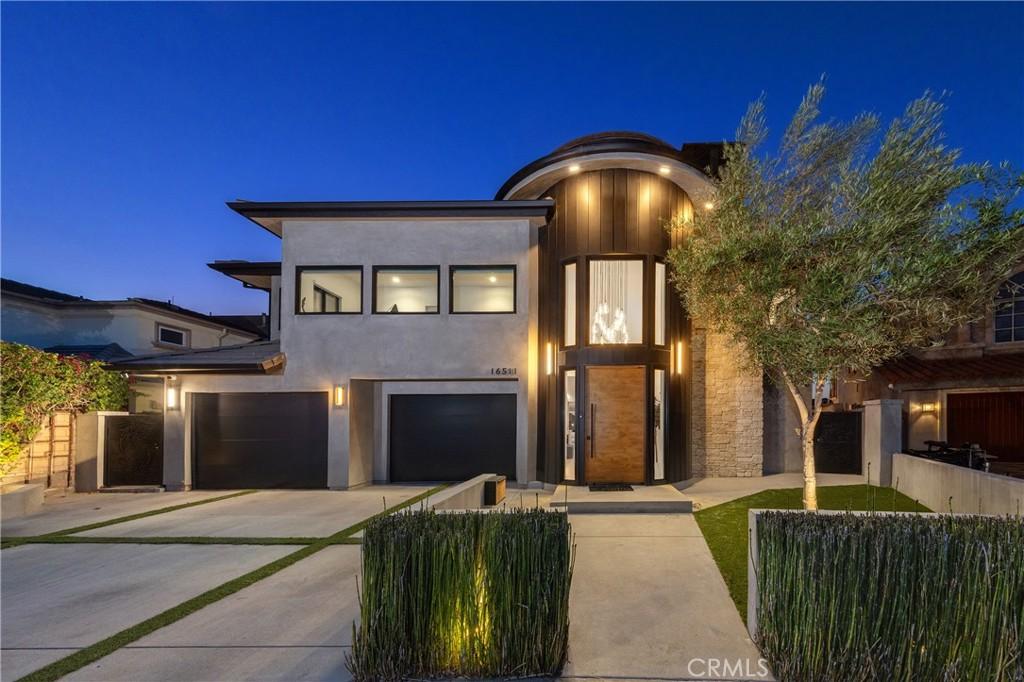 MLS #OC26196437 image #0