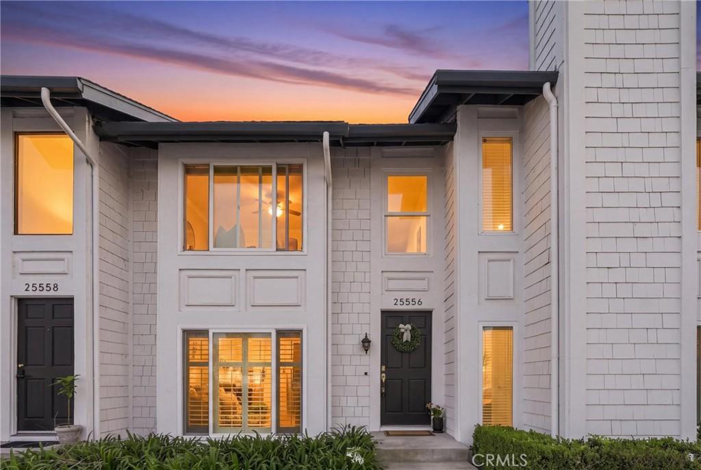 MLS #OC26196530 image #0