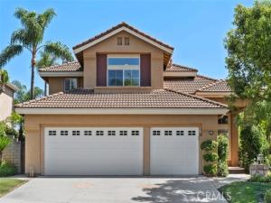 MLS #OC26196618 image #0
