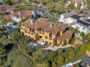 MLS #OC26196945 image #0