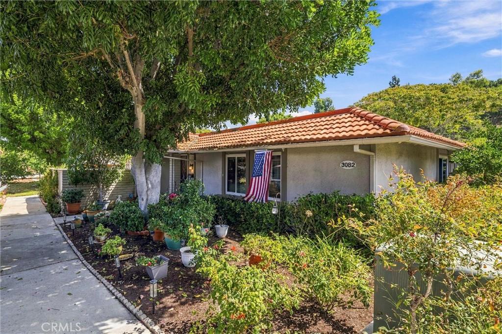 MLS #OC26196950 image #0