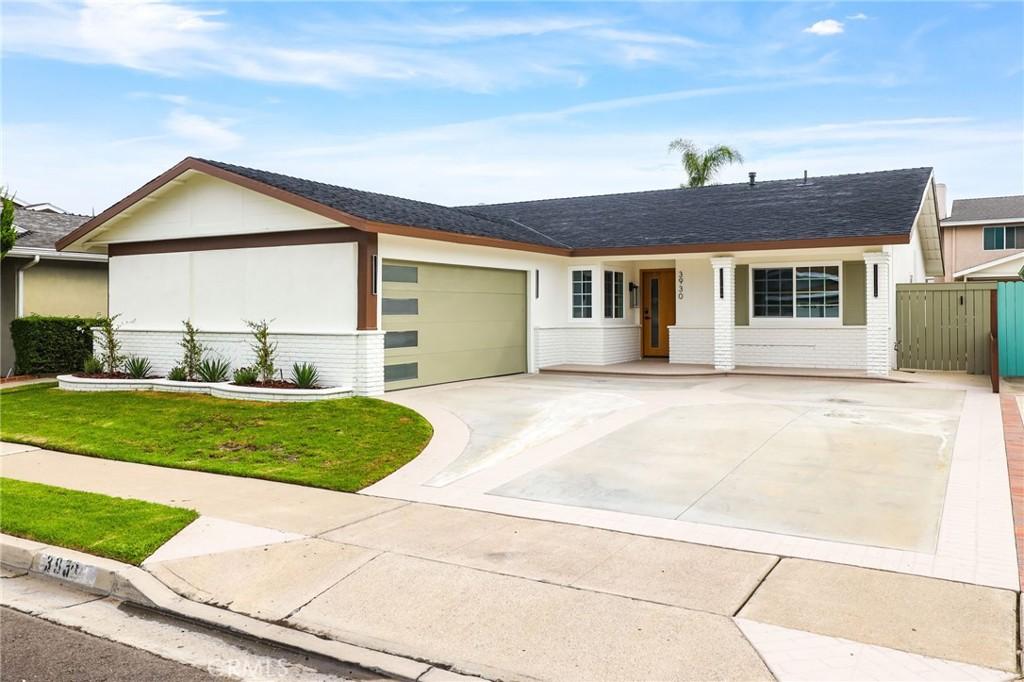 MLS #OC26197356 image #0
