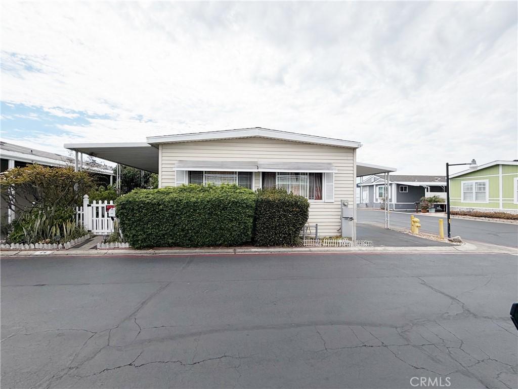 MLS #OC26197551 image #0
